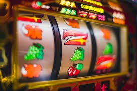 Platform winsortoto menawarkan sportsbook, live dealer, dan permainan slot